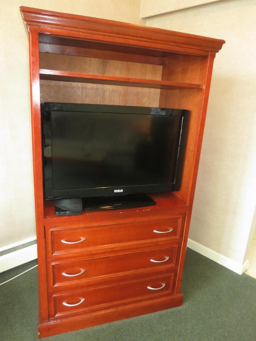 Tropicana Suite Hotel image 2